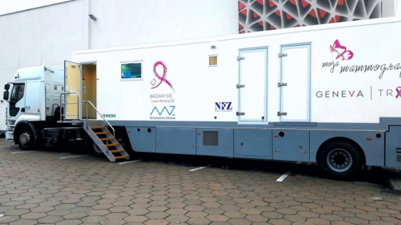 Zaproś mamę, babcię, koleżankę – bezpłatna mammografia w Galerii Zaspa Zdrowie, LIFESTYLE - Zbliżają się Święta, podczas których głównie będziemy życzyć sobie zdrowia. W końcu ono jest najważniejsze. Warto jednak już teraz zadbać o siebie i najbliższych. Galeria Zaspa zaprasza w czwartek 3 grudnia wszystkie panie do skorzystania z badania mammograficznego.