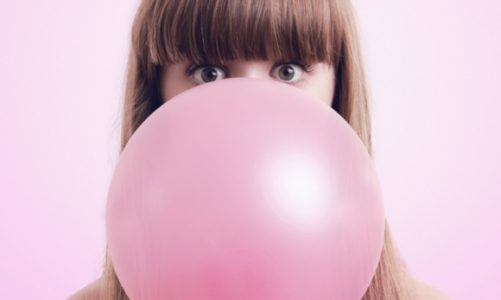 Dziś Światowy Dzień Gumy do Żucia – co warto o niej wiedzieć?